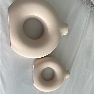Modern Cream Ceramic Vases
